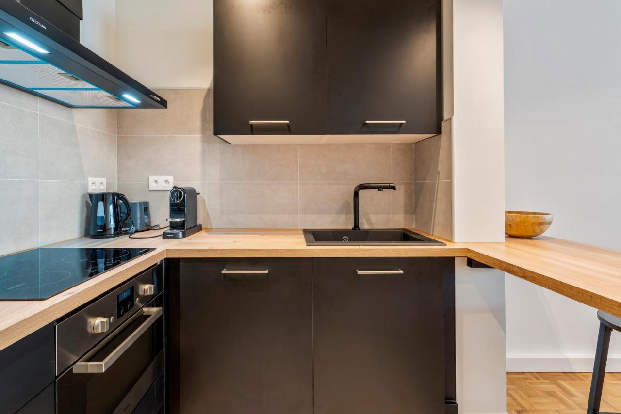Fantastically Located Modern Apartment With Garage Available Остенде Екстер'єр фото
